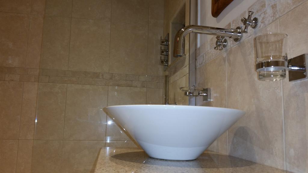 רות'ין Ty Derw Country House B&B חדר תמונה