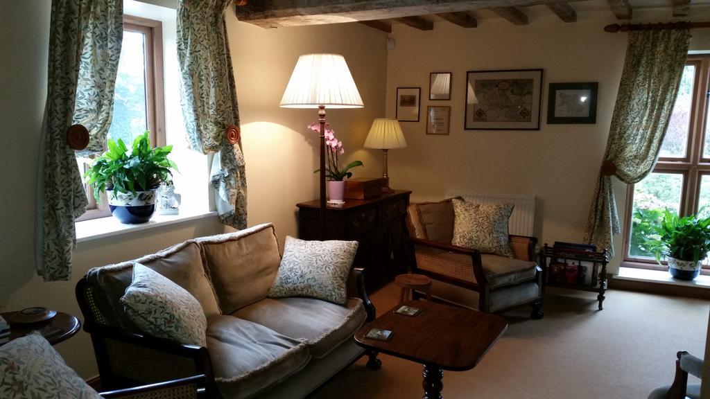 רות'ין Ty Derw Country House B&B מראה חיצוני תמונה
